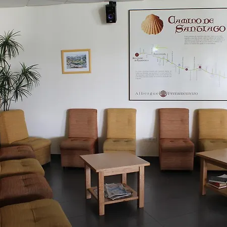 旅馆 Ferramenteiro *